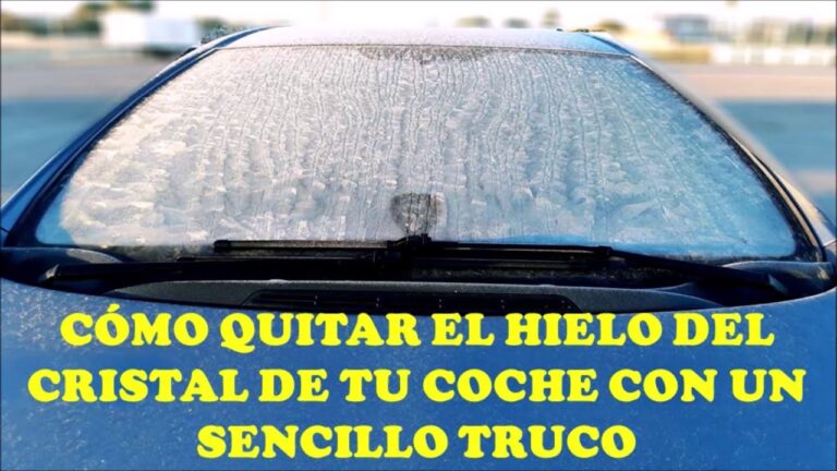 como quitar el hielo del coche