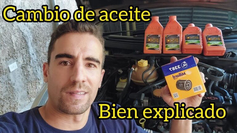 cuantos litros de aceite lleva un coche