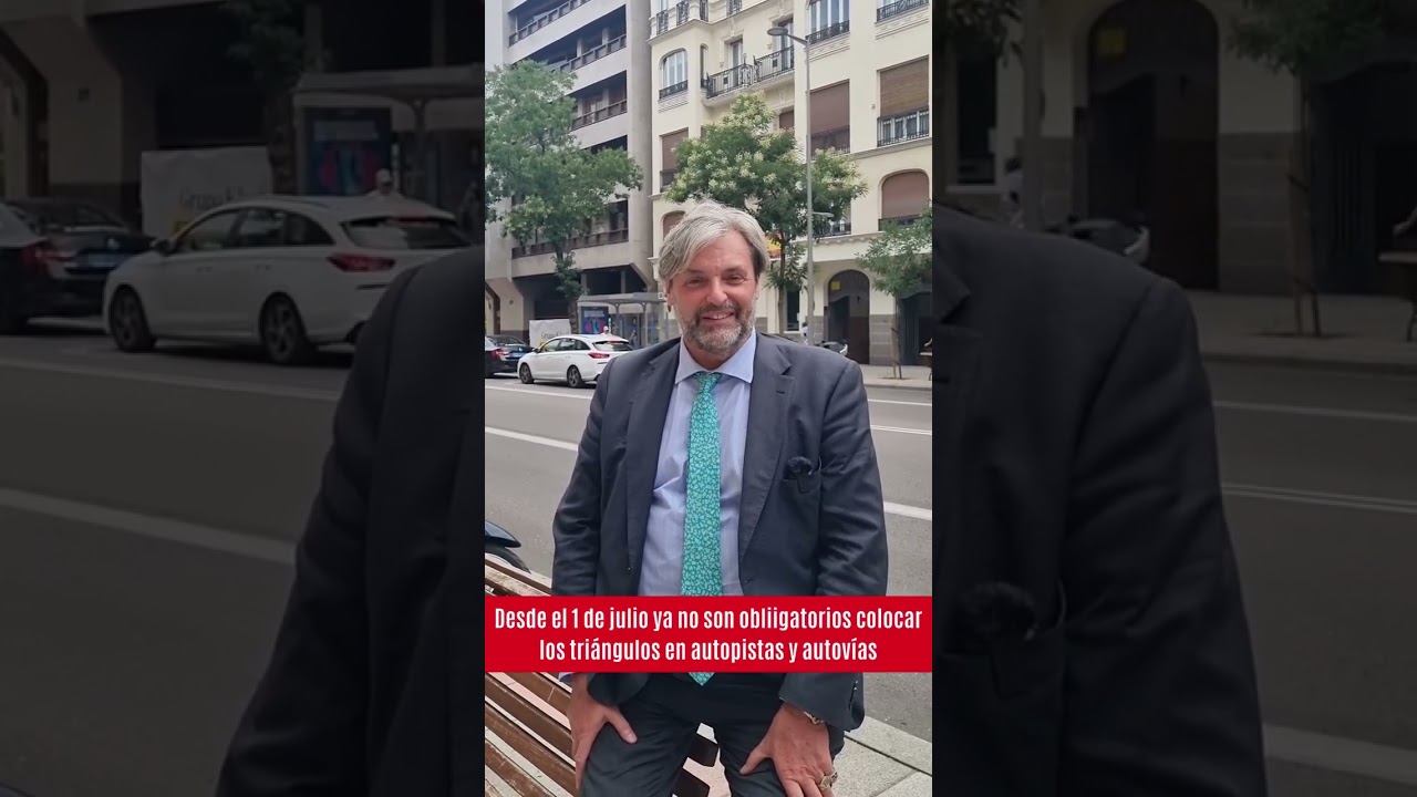 es obligatorio llevar triangulos en el coche