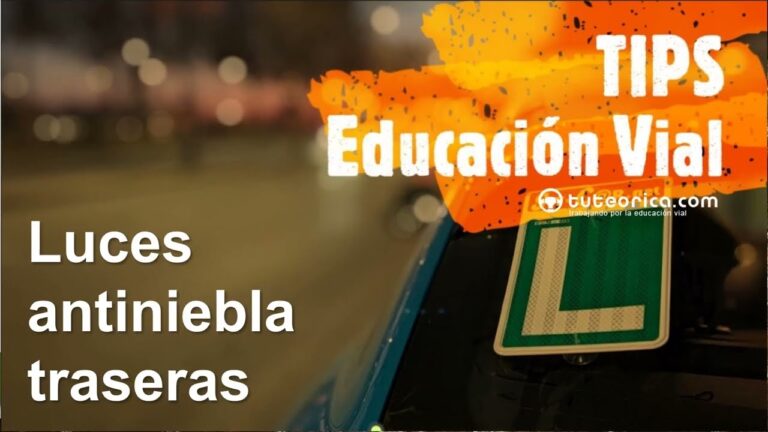 es obligatorio utilizar la luz antiniebla trasera...