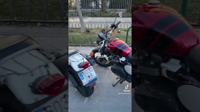 las motos pueden aparcar en zona azul