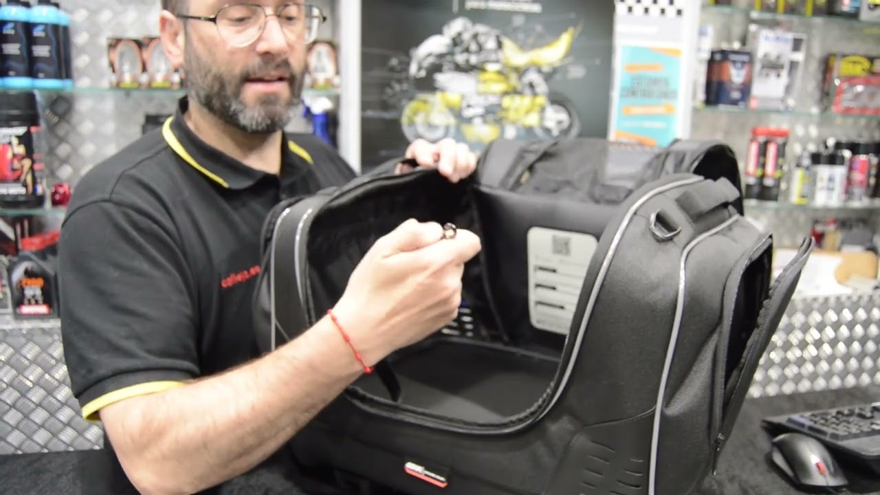 mochila homologada para llevar perros en moto