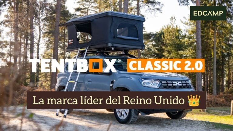 tienda de campaña encima del coche