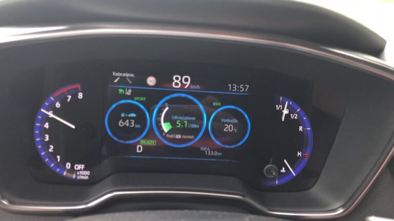 toyota corolla touring sports km 0