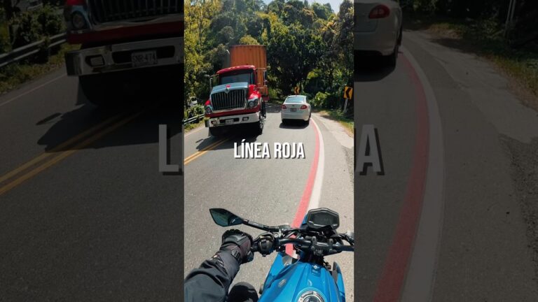 una motocicleta puede disponer de señal de emergencia